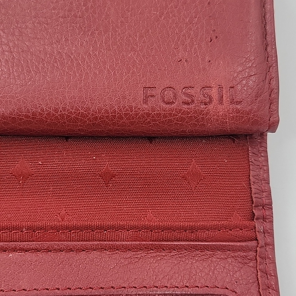Fossil Red Leather Wallet with Silver Accents - Picture 10 of 16